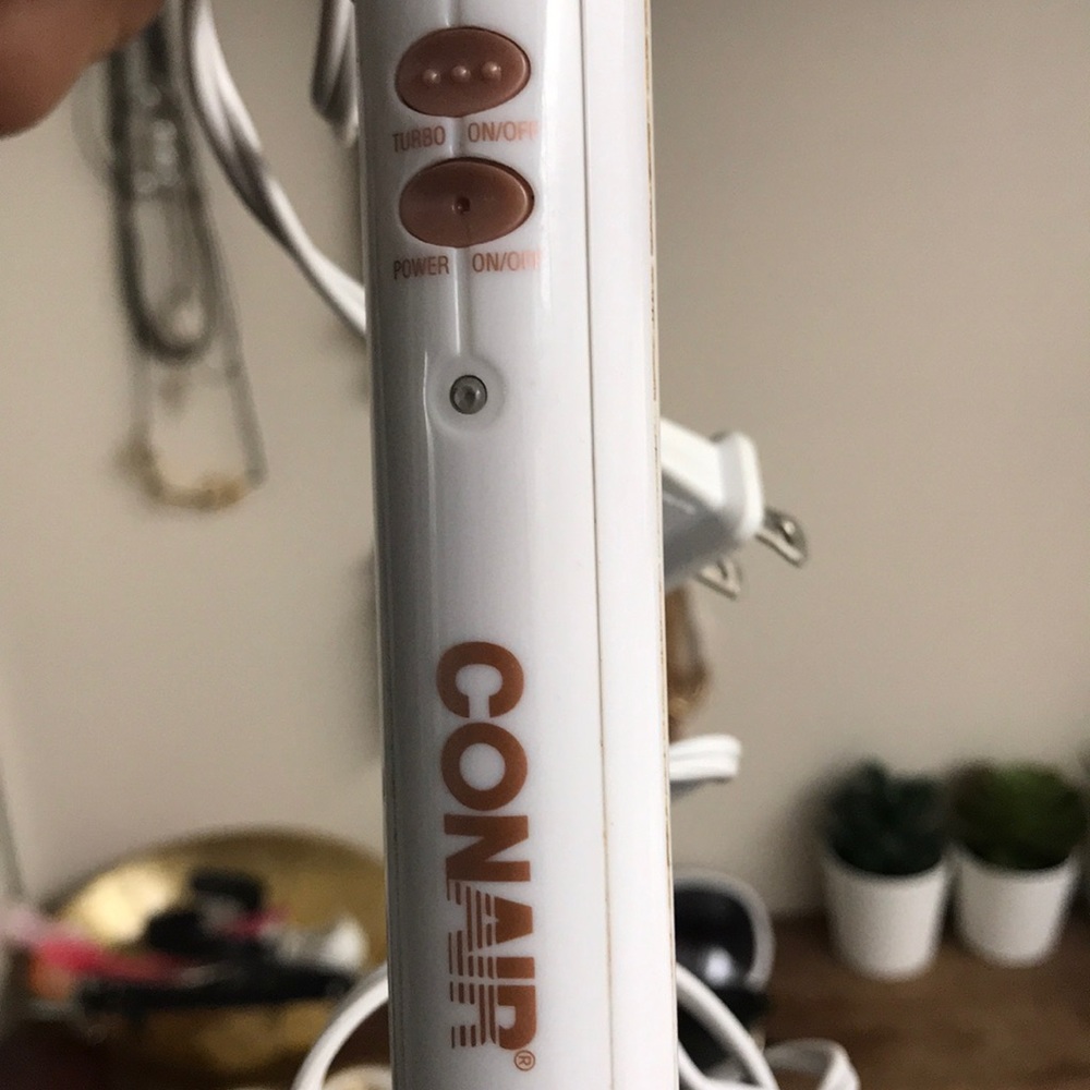 Curling iron - Picture 2 of 2